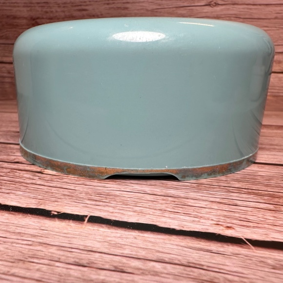 Vintage Elizabeth Arden “Blue Grass” Dusting Powder Set – Tin & Shaker Bottle - Picture 4 of 16